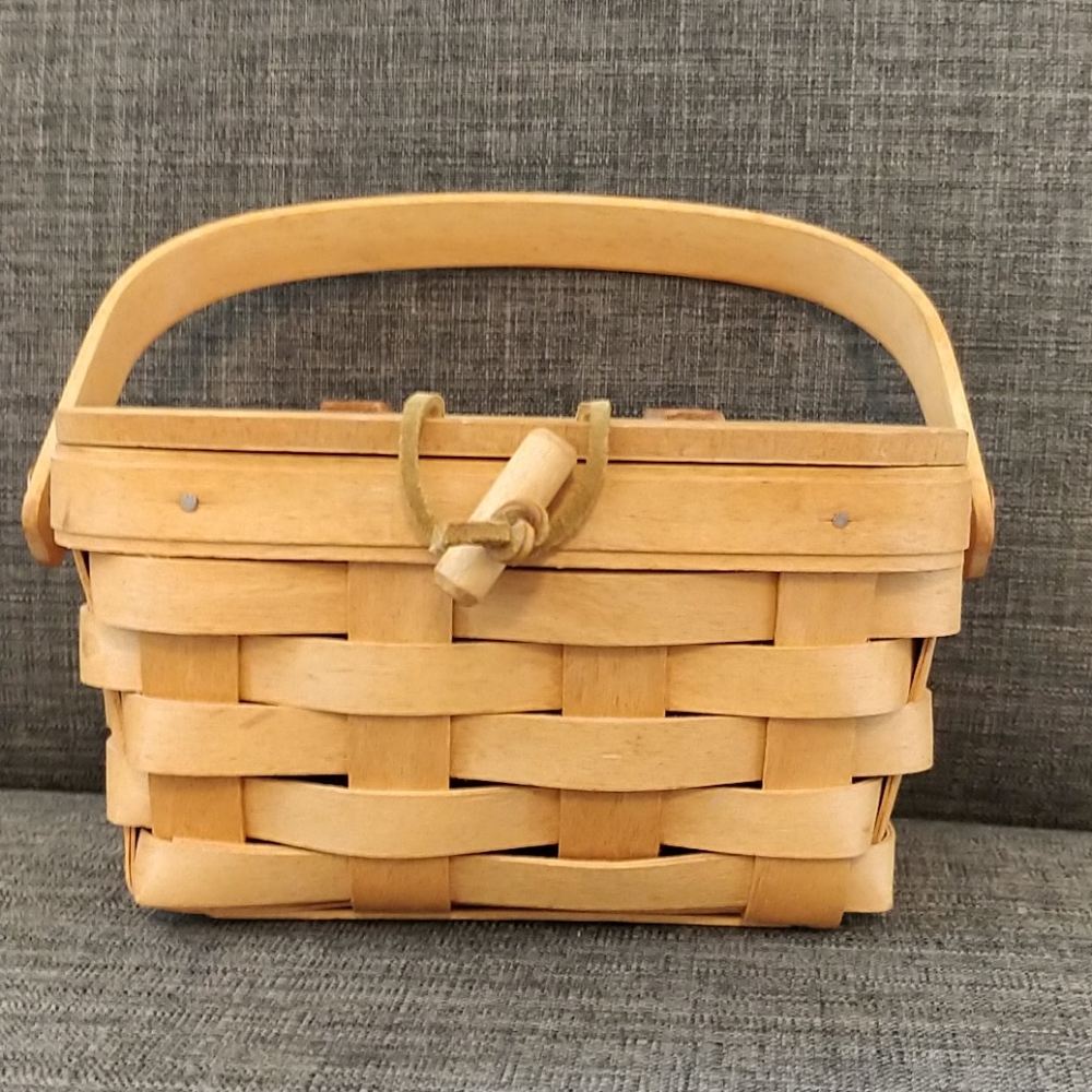 Longaberger Kiddie Purse Basket with Protector
